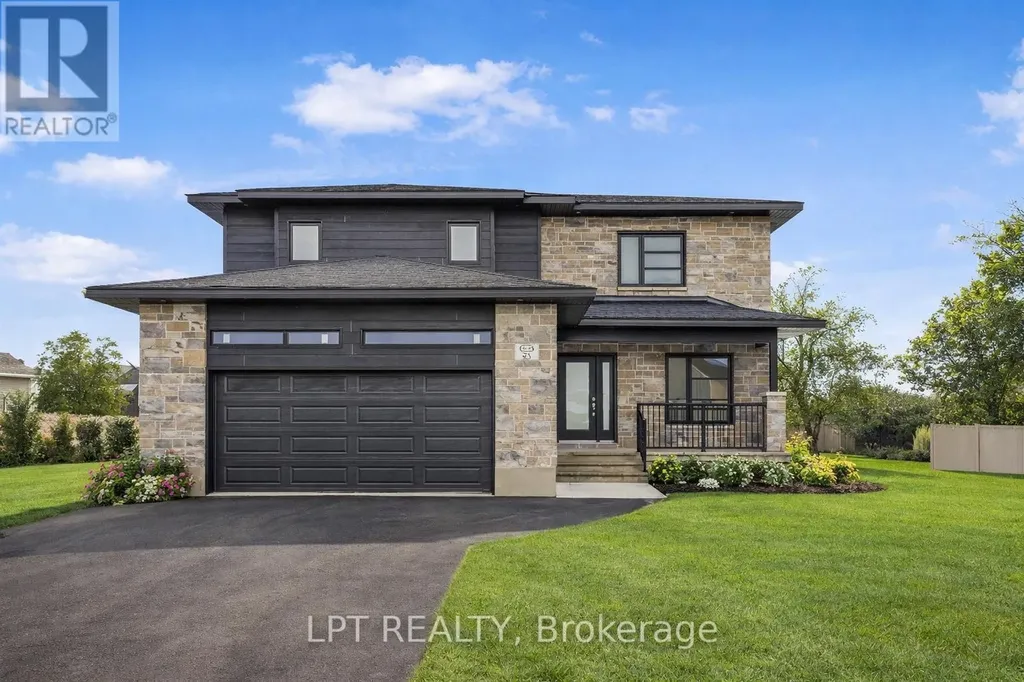 63 Chateauguay Street Russell ON K0A 1W0