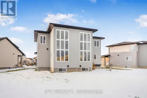 63 Chateauguay Street Russell ON K0A 1W0