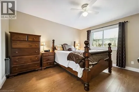 2033 Saxon Road Oakville ON L6L 2V1