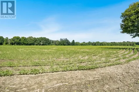 4065 15th Line Innisfil ON L0L 1L0