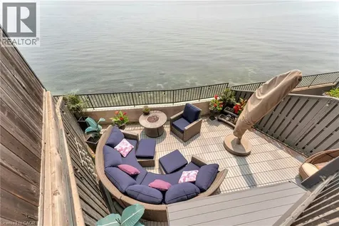 2136 Old Lakeshore Road Burlington ON L7R 1A3