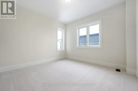 113 Clement Lane Blue Mountains ON N0H 1J0
