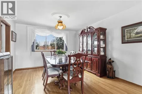 64 Neil Avenue Stoney Creek ON L8G 2N2