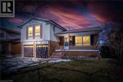 64 Neil Avenue Stoney Creek ON L8G 2N2