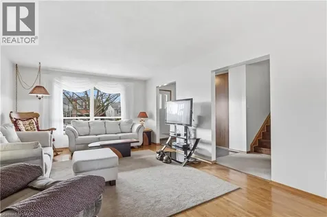 64 Neil Avenue Stoney Creek ON L8G 2N2