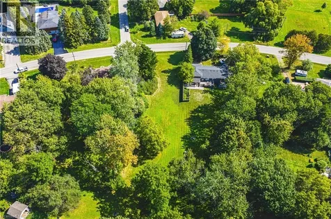 24 Rosebough Street Dundas ON L9H 5C5