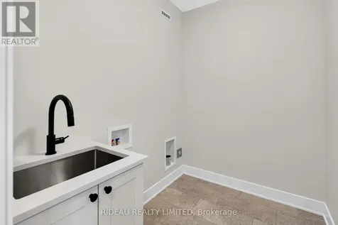 126 Hearthside Drive Westport ON K0G 1X0