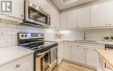 112 Union Street East Waterloo ON N2J 1C5