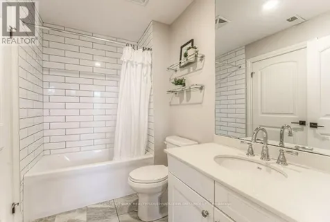 112 Union Street East Waterloo ON N2J 1C5