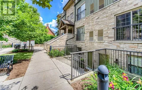 112 Union Street East Waterloo ON N2J 1C5