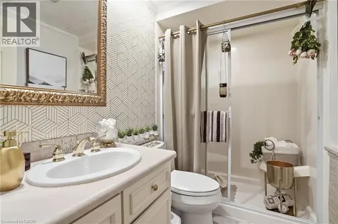 208 North Shore Boulevard West Burlington ON L7T 1A4