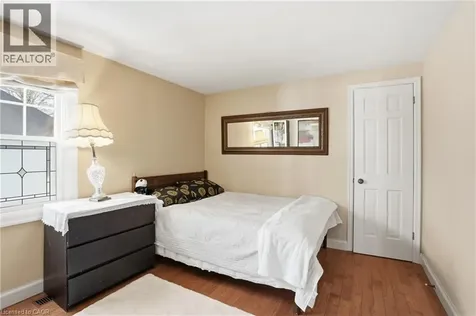 208 North Shore Boulevard West Burlington ON L7T 1A4