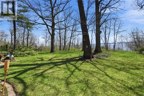 208 North Shore Boulevard West Burlington ON L7T 1A4