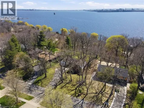 208 North Shore Boulevard West Burlington ON L7T 1A4