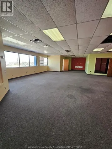 7605 Tecumseh Road East Windsor ON N8T 3H1