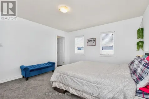 995 Cook Drive Midland ON L4R 0E4