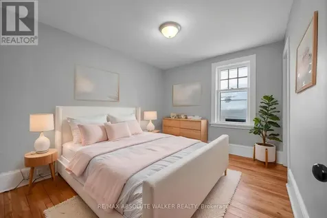 166/168 Main Street Ottawa ON K1S 1C2