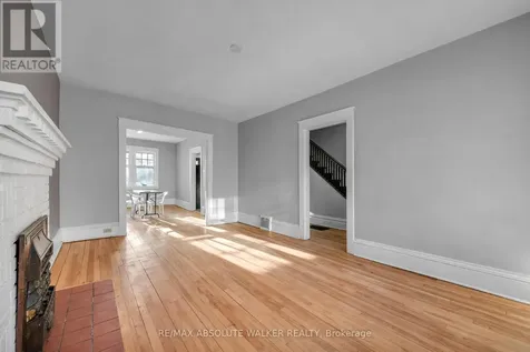 166/168 Main Street Ottawa ON K1S 1C2
