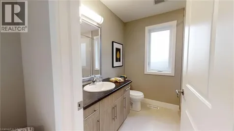 2250 Southport Crescent London ON N6M 0A1