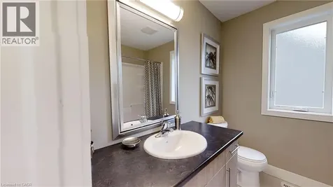 2250 Southport Crescent London ON N6M 0A1