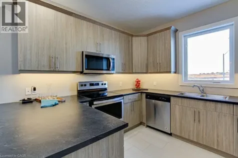 1731 Farfield Road London ON N6M 0C4
