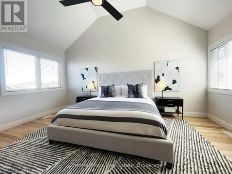 106 Alpine Springs Court Blue Mountains ON L9Y 0T4