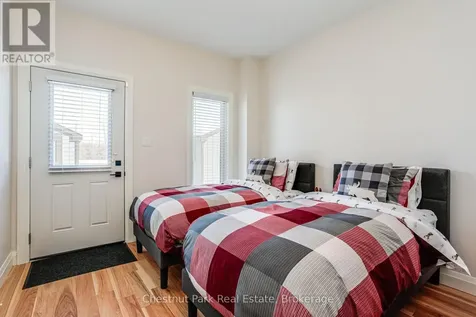 106 Alpine Springs Court Blue Mountains ON L9Y 0T4