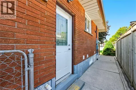 929 Upper Ottawa Street Hamilton ON L8T 3V6