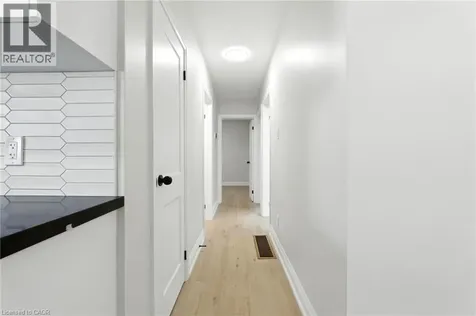 929 Upper Ottawa Street Hamilton ON L8T 3V6