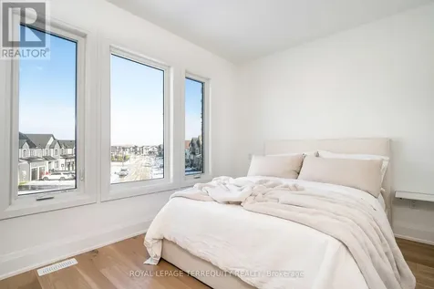 109 Stillwater Crescent Blue Mountains ON L9Y 4P5