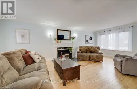 76 Brentwood Avenue Kitchener ON N2H 2C8