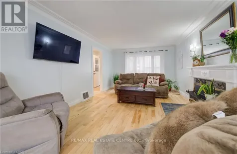 76 Brentwood Avenue Kitchener ON N2H 2C8