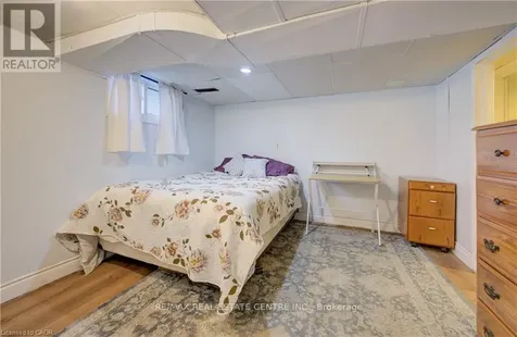76 Brentwood Avenue Kitchener ON N2H 2C8