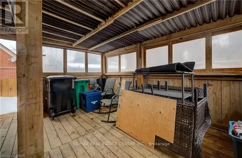 76 Brentwood Avenue Kitchener ON N2H 2C8