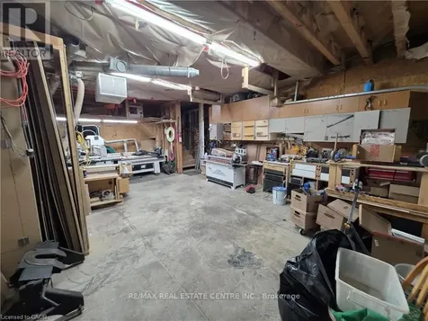 76 Brentwood Avenue Kitchener ON N2H 2C8
