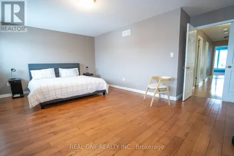 744 Brandenburg Boulevard Waterloo ON N2T 2W9