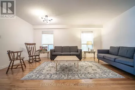 744 Brandenburg Boulevard Waterloo ON N2T 2W9