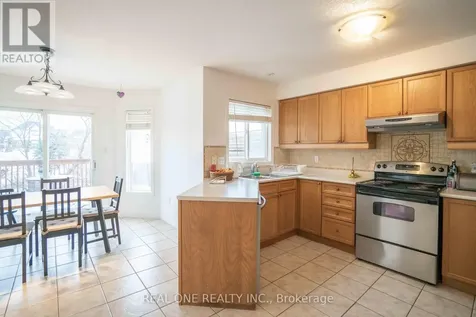 744 Brandenburg Boulevard Waterloo ON N2T 2W9