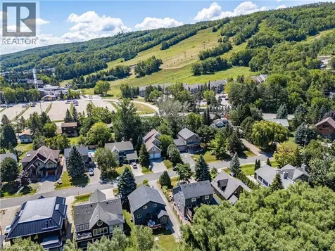 115 Pioneer Lane The Blue Mountains ON L9Y 0M6