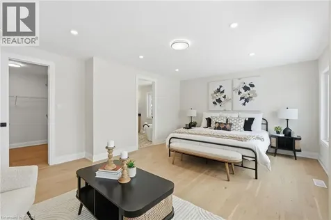 7 Bartlett Avenue Grimsby ON L3M 5N7