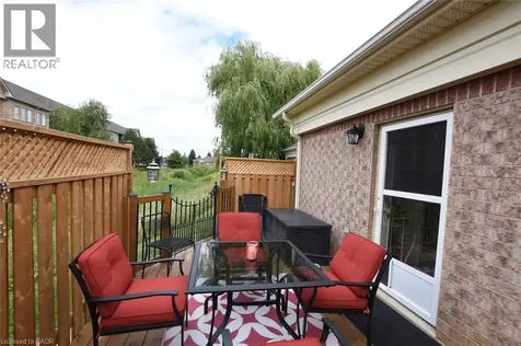 60 Natalia Avenue Mount Hope ON L0R 1W0