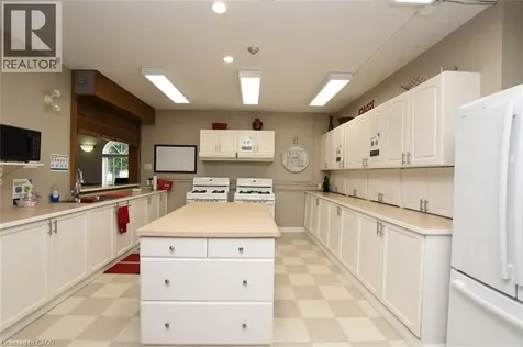 60 Natalia Avenue Mount Hope ON L0R 1W0