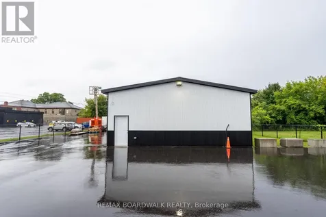 26 First (Garage) Street West Cornwall ON K6J 1B9