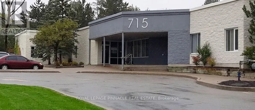 715 Coronation Boulevard Cambridge ON N1R 7R1