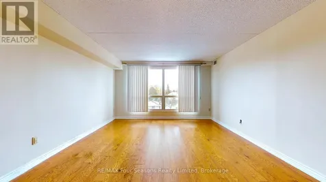 172 Eighth Street Collingwood ON L9Y 4T2