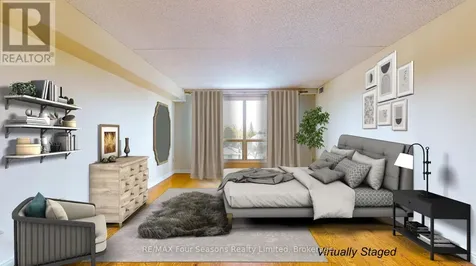 172 Eighth Street Collingwood ON L9Y 4T2