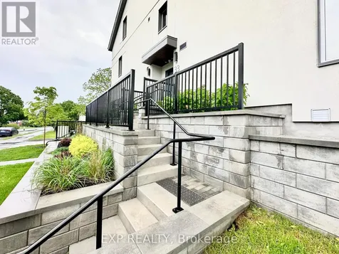 33 Maple Grove Road Ottawa ON K2L 2S7