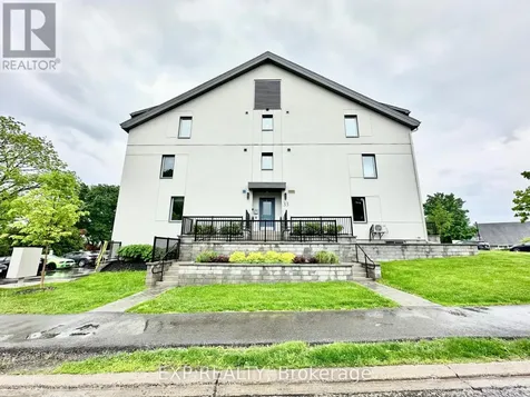 33 Maple Grove Road Ottawa ON K2L 2S7