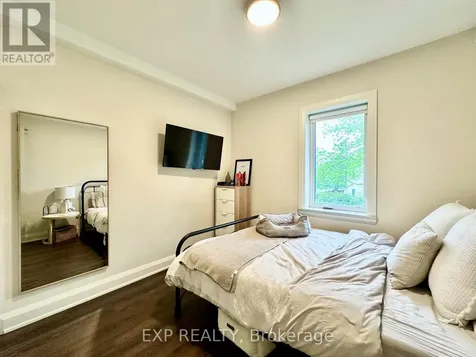 33 Maple Grove Road Ottawa ON K2L 2S7