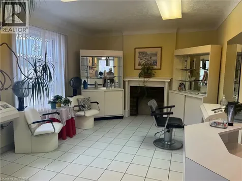 266 Brant Avenue Brantford ON N3T 3J7